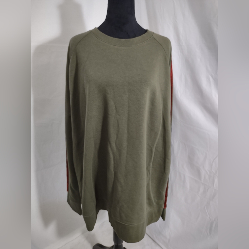 ORIGINAL USE NWOT Men's Green Sweatshirt Size XL